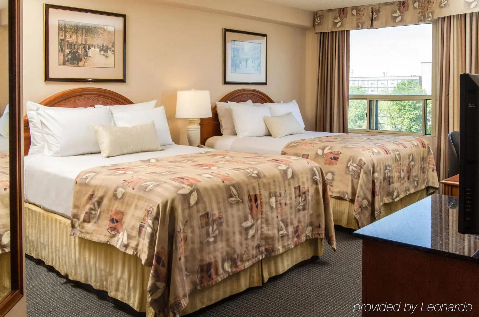 Foto - Sandman Signature Mississauga Hotel