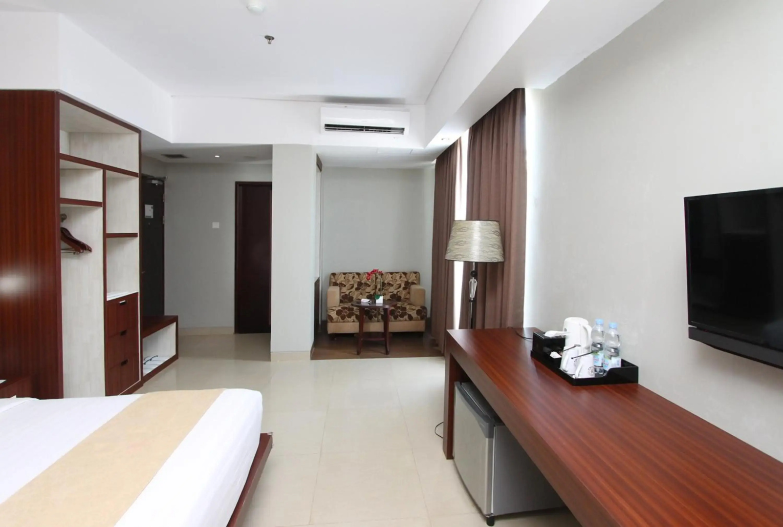 Photo - Grand Hatika Hotel