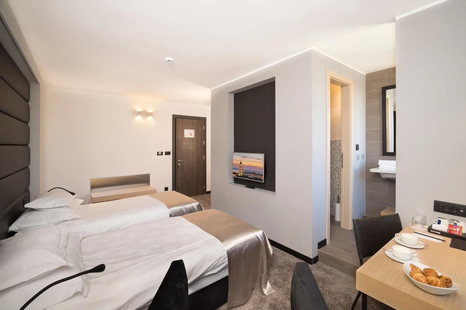 Photo - The View Luxury Rooms