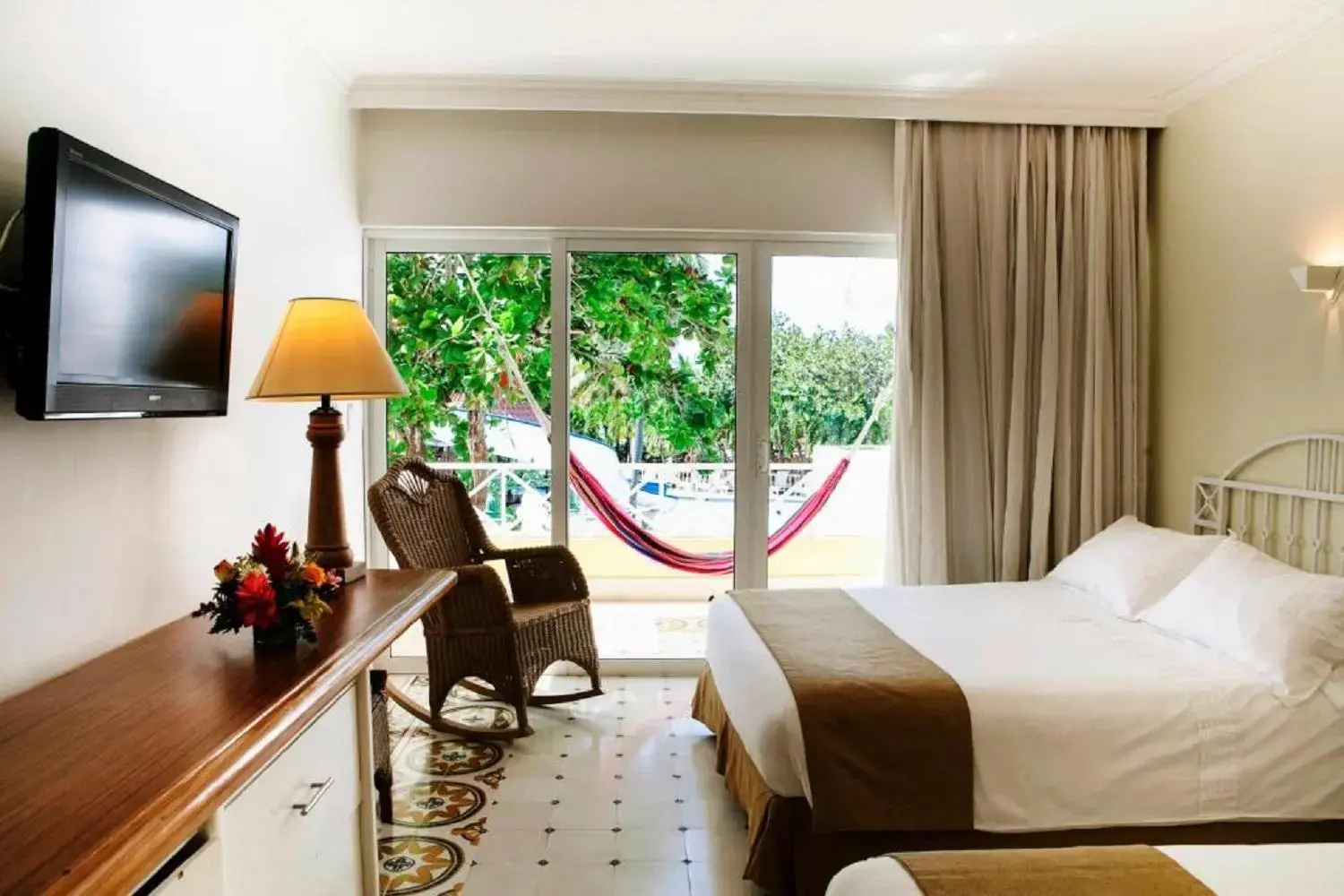 Photo - Hotel Las Americas Casa de Playa