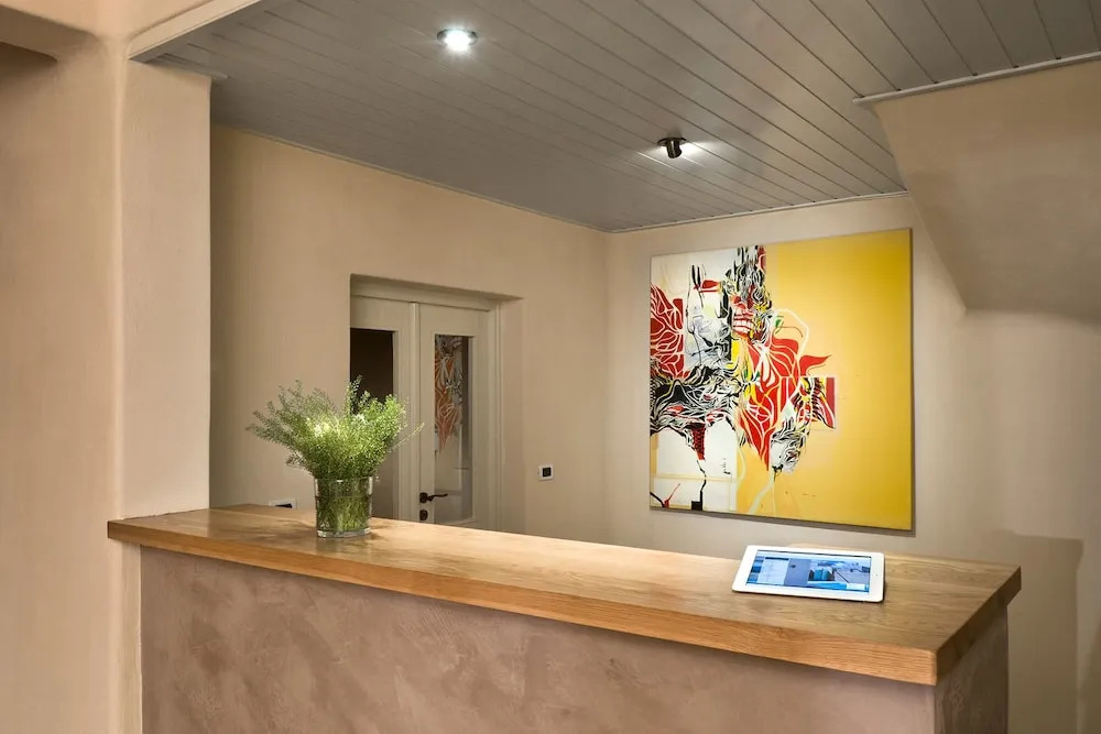 Photo - Voreina Gallery Suites