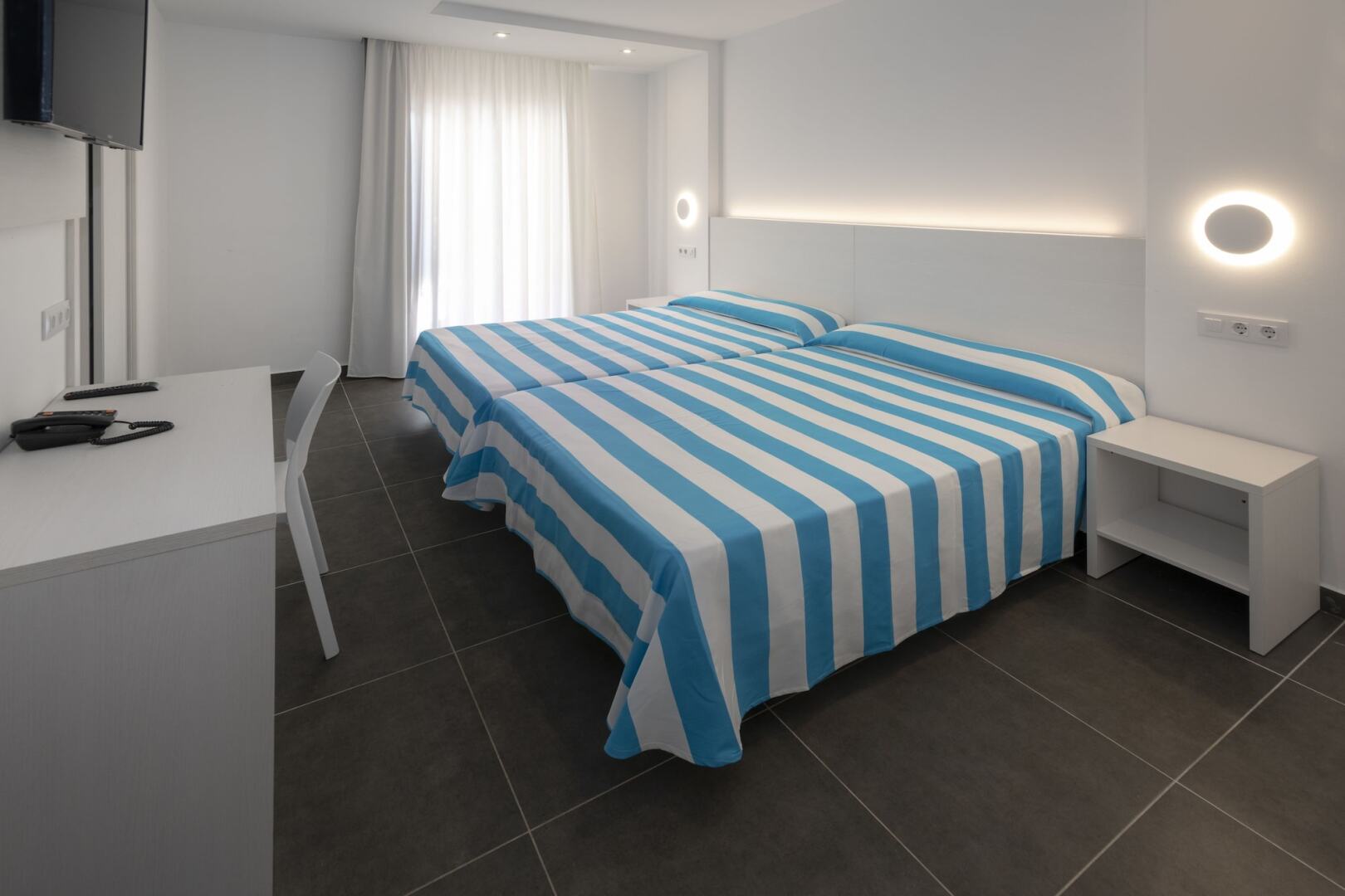 Photo - Hotel Sorra Daurada Splash