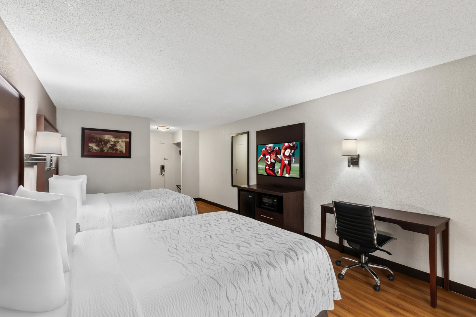 Photo - Red Roof PLUS+ & Suites Atlanta Airport South