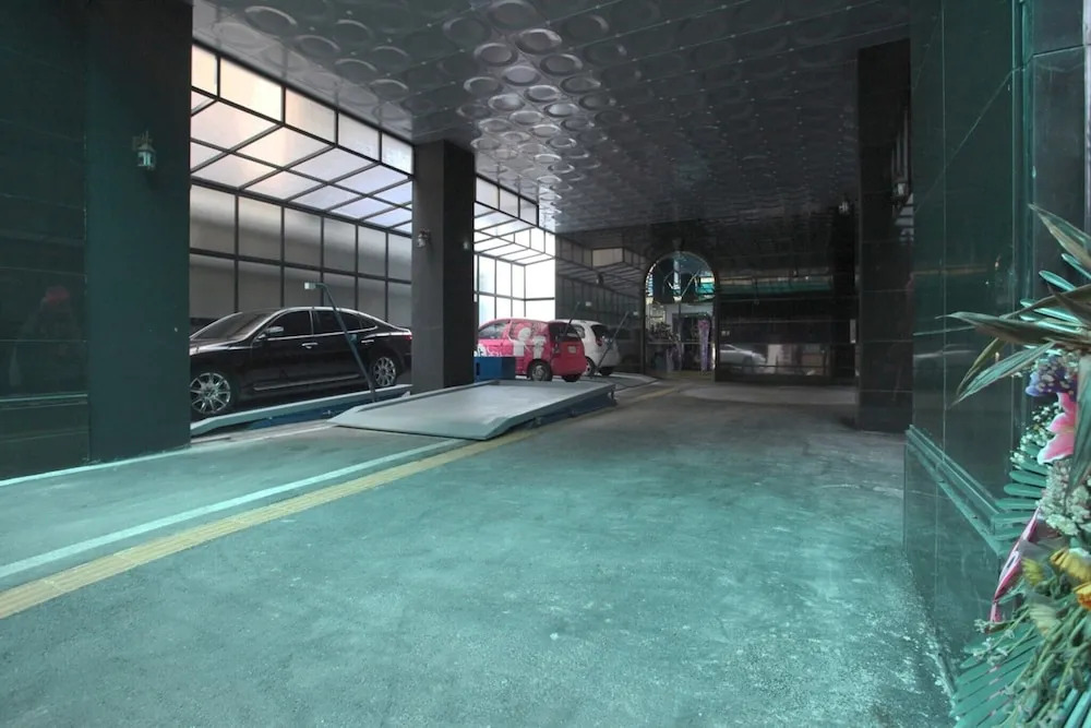 Photo - Hassen Sillim K2 Hotel