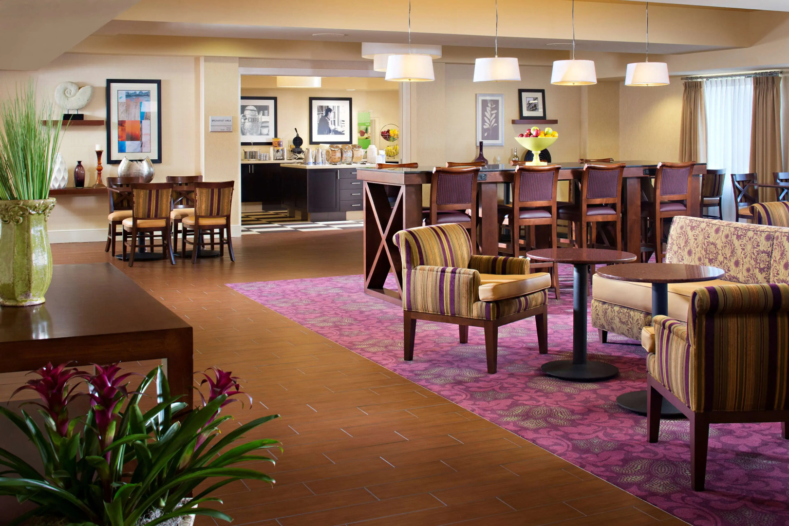 Photo - Hampton Inn San Diego Del Mar