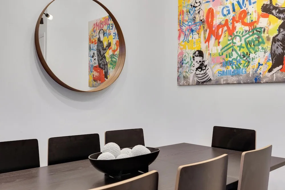 Photo - LiV MTL Avenue