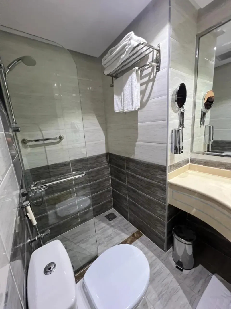 Photo - Zaha Al Madina Hotel