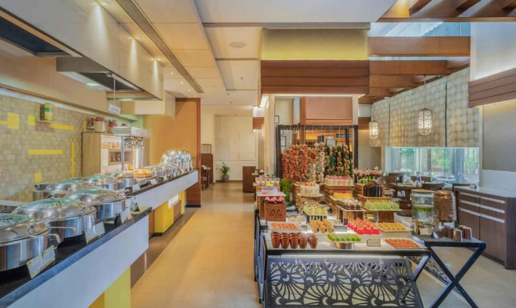 Foto - Sayaji Pune