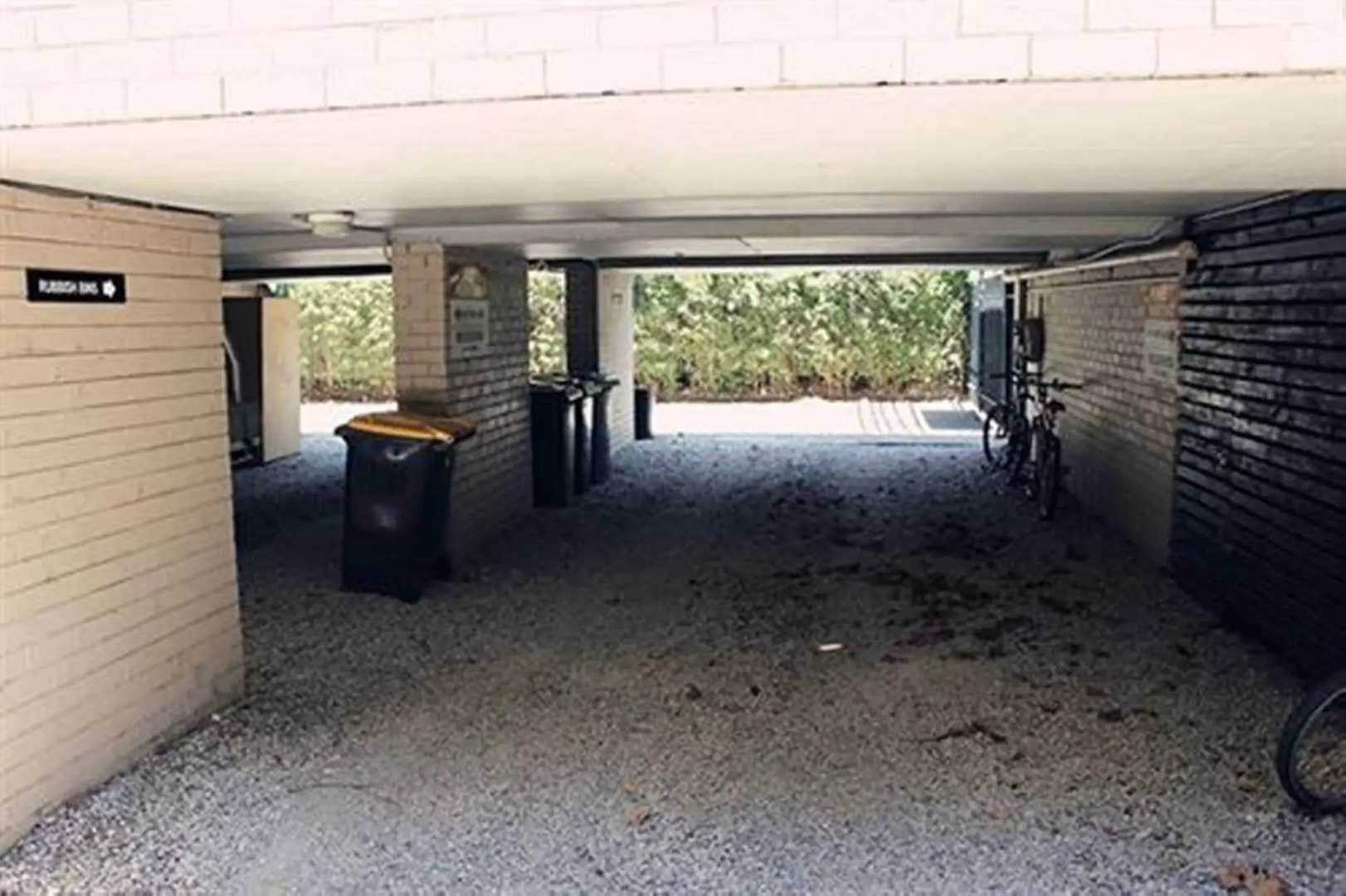 Photo - H & D Apartments