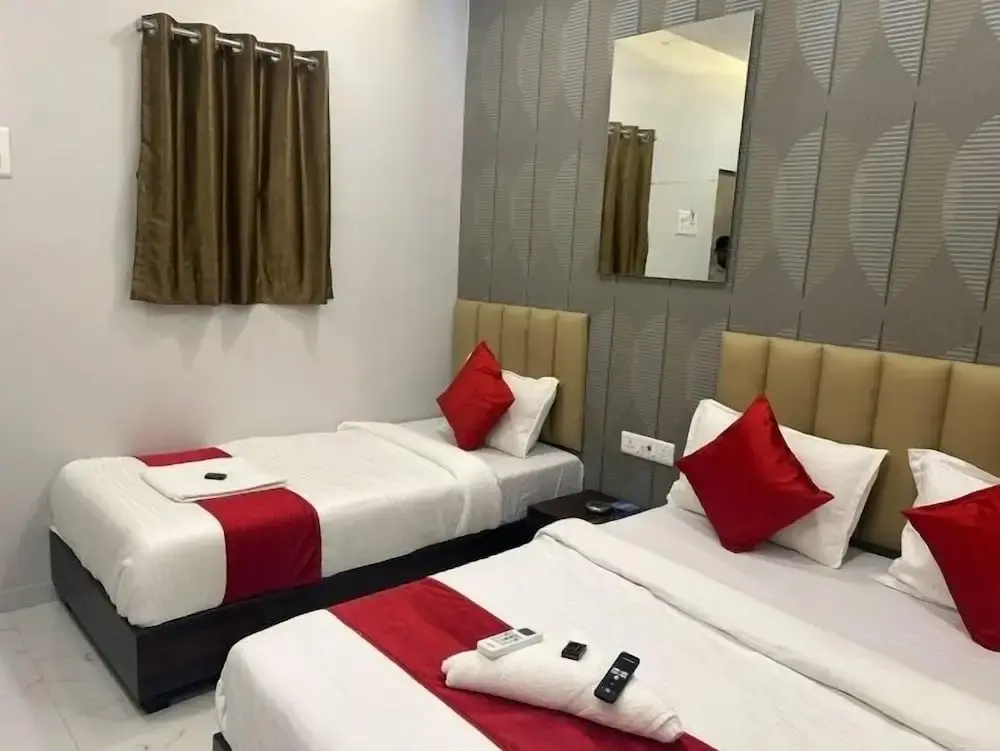 Photo - Hotel Vaithi Residency - Andheri West