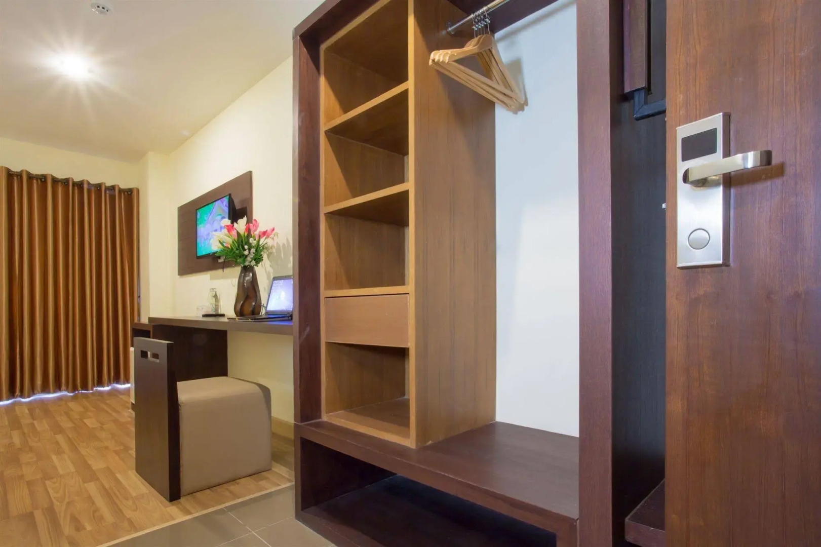 Photo - Pangviman Place Resotel SHA Plus