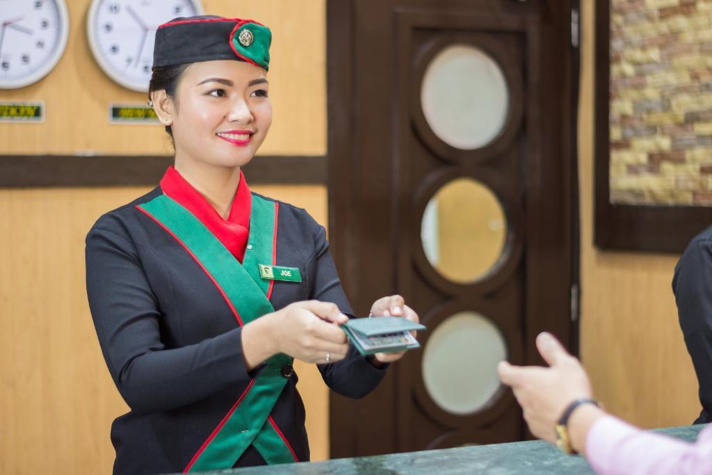 Photo - Eurotel North EDSA