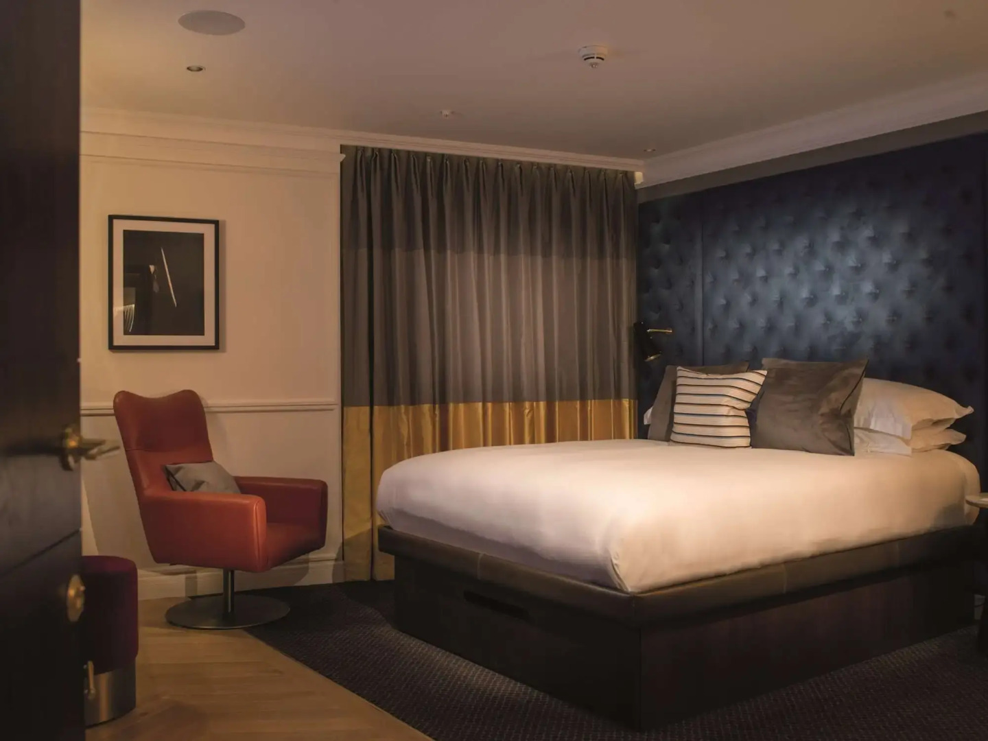 Photo - The Guardsman - Preferred Hotels and Resorts