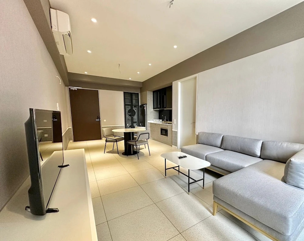 Photo - Millerz Square by MyKey