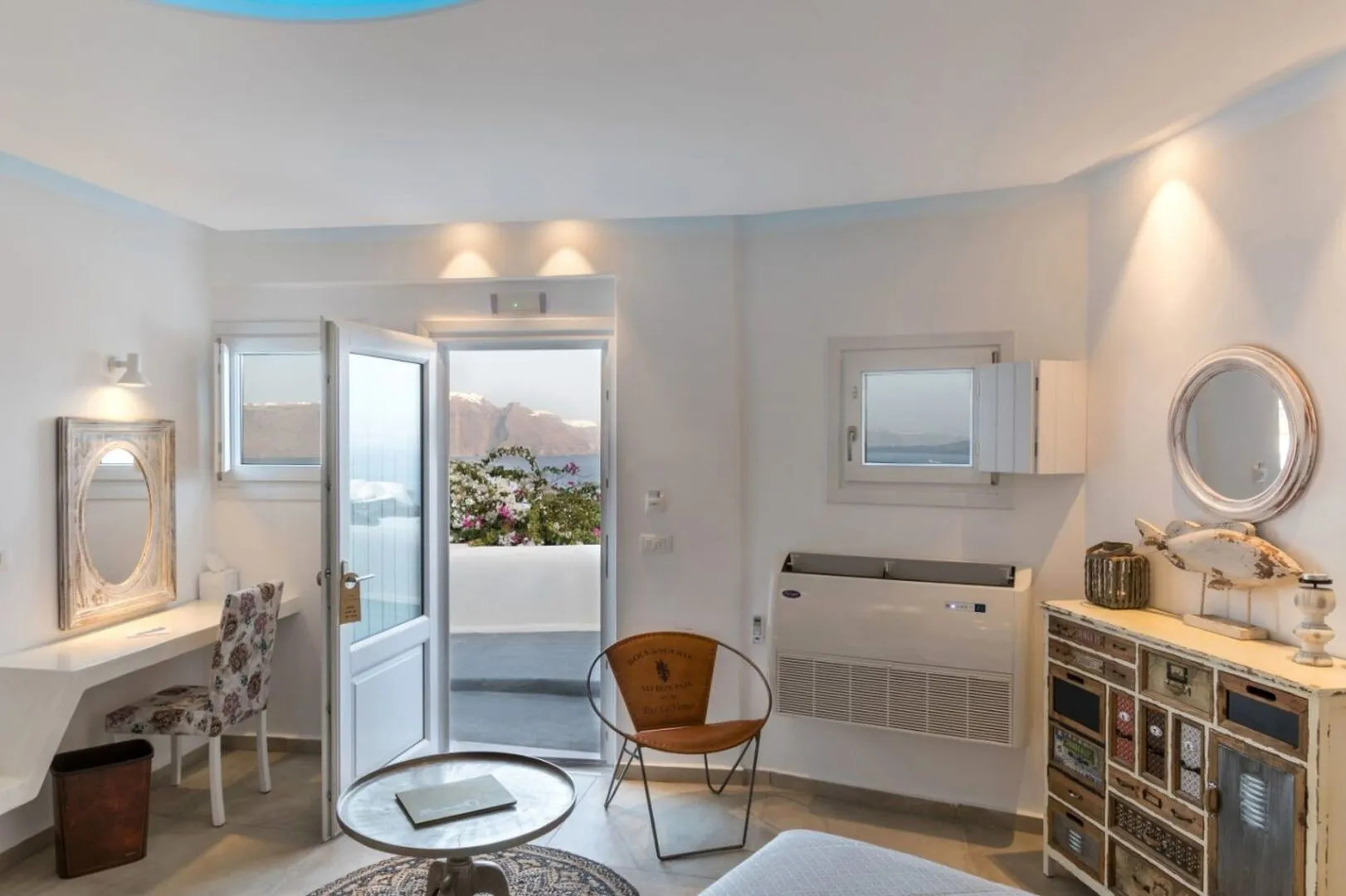 Photo - Secret Legend Suites