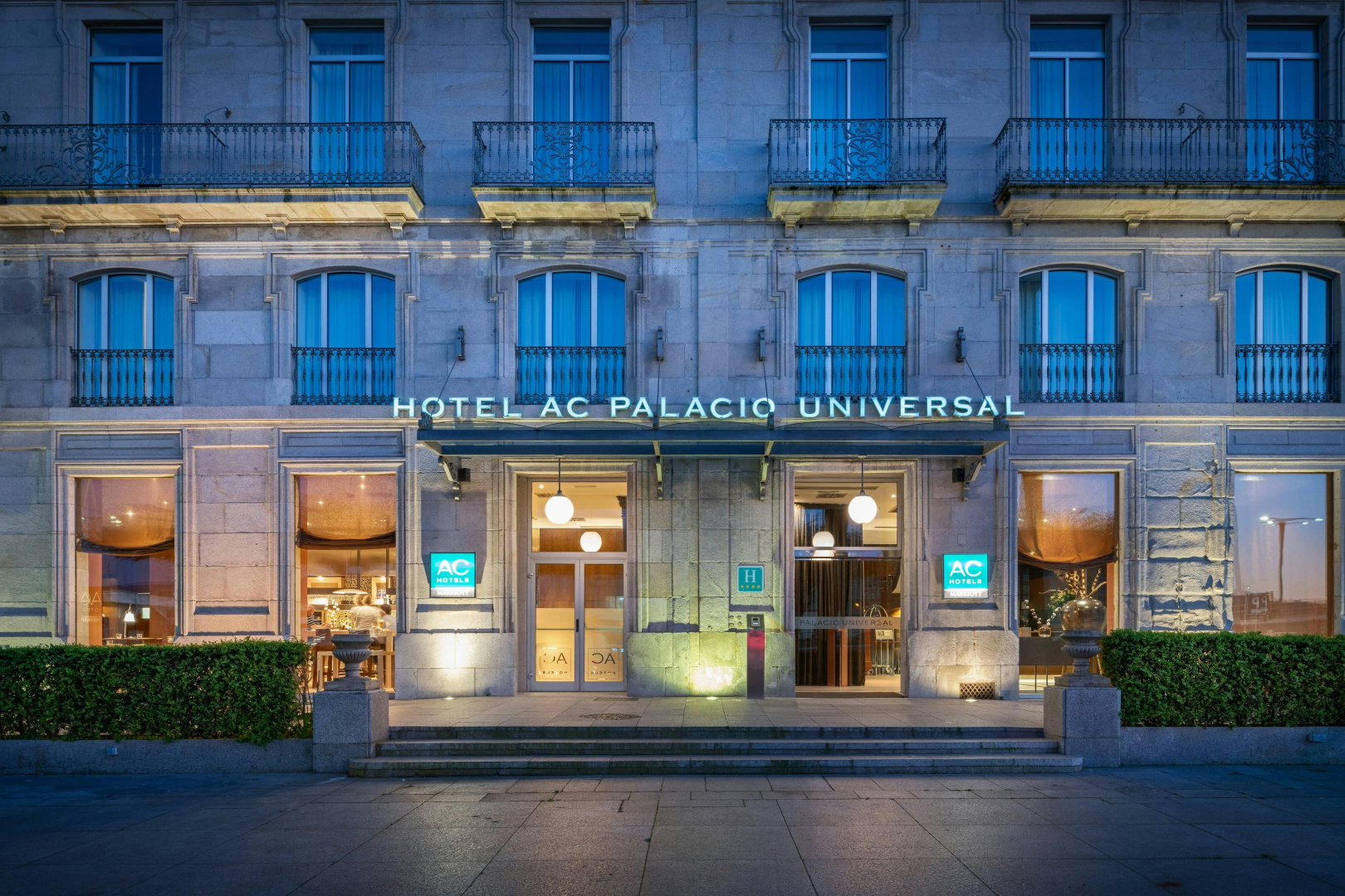 Photo - AC Hotel Palacio Universal by Marriott