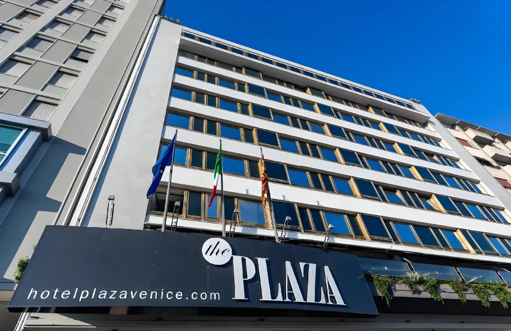Photo - Hotel Plaza