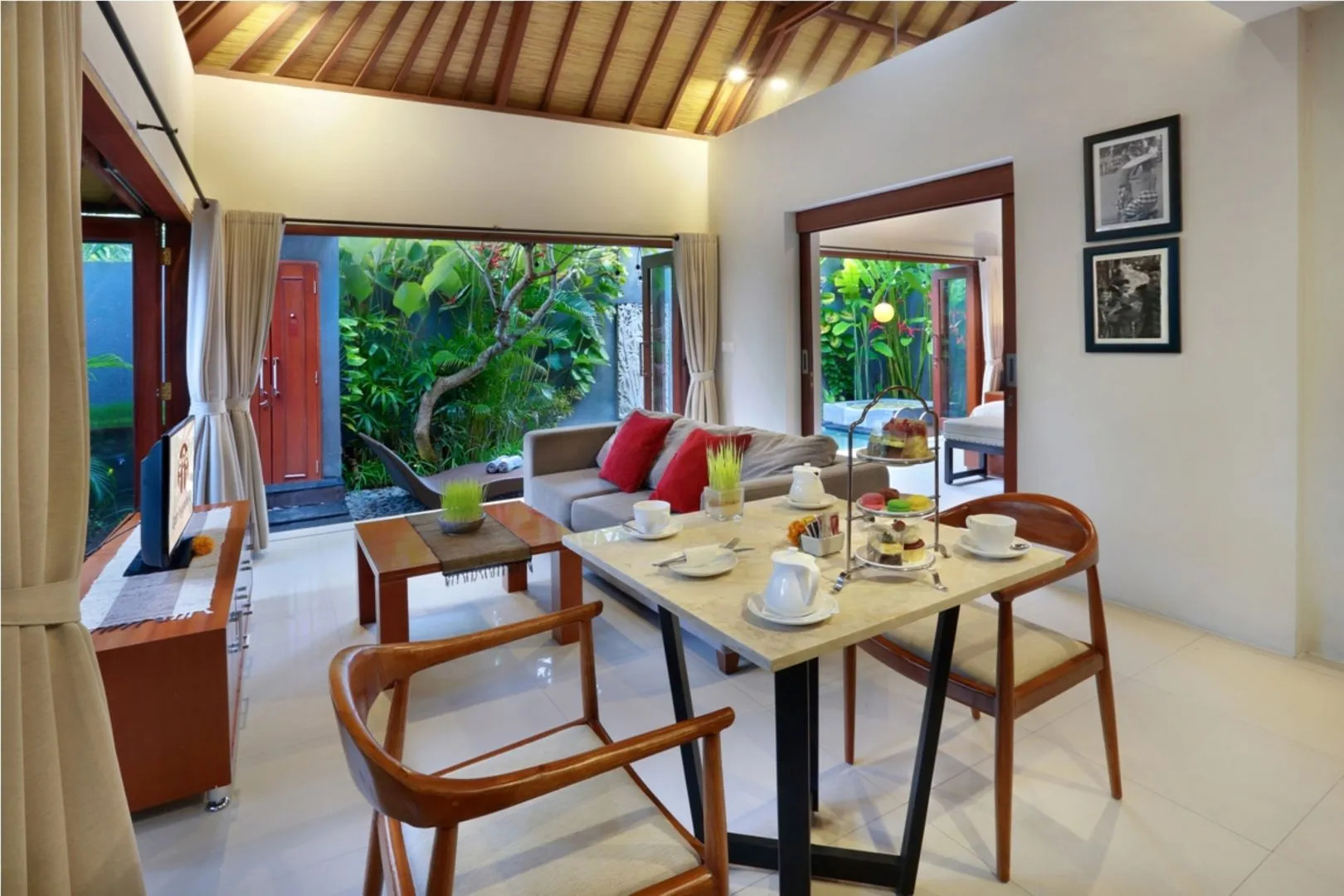 Foto - Seminyak Sanctuary Villa by Ini Vie Hospitality