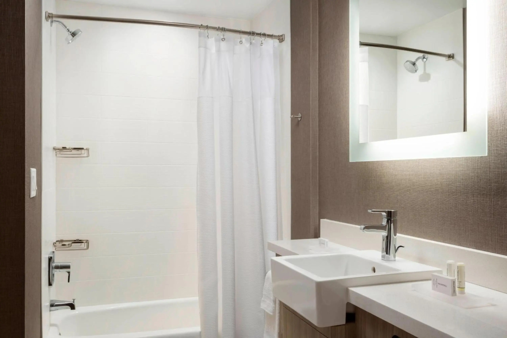 Foto - SpringHill Suites by Marriott Belmont Redwood Shores