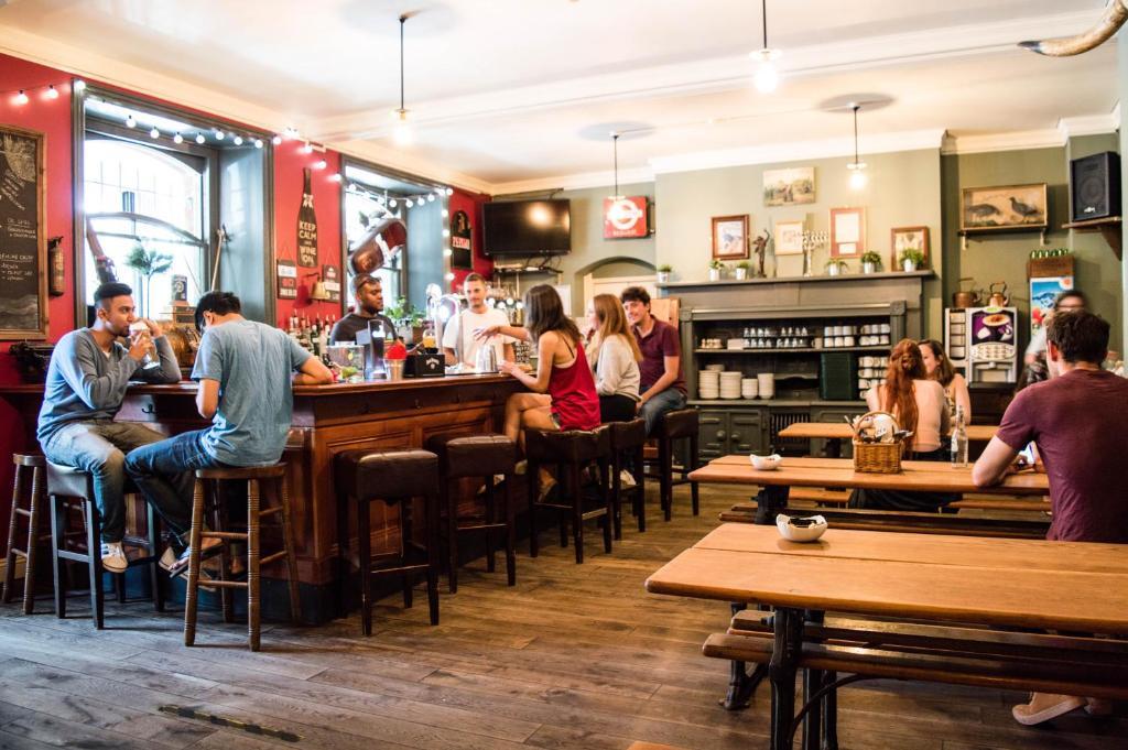 Photo - Palmers Lodge Swiss Cottage