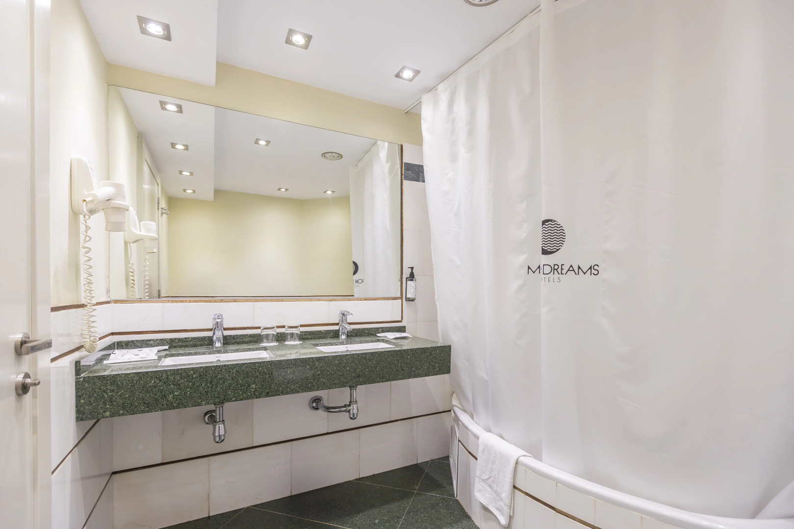 Photo - Hotel Moon Dreams Portomagno