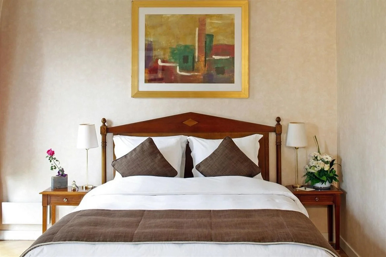 Foto - Warwick Reine Astrid - Lyon