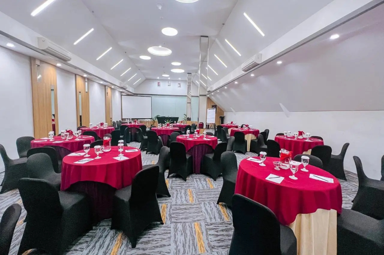 Photo - J4 Hotels Legian