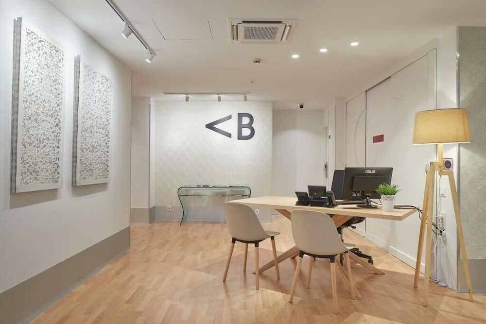 Photo - Hotel Berri Versalles