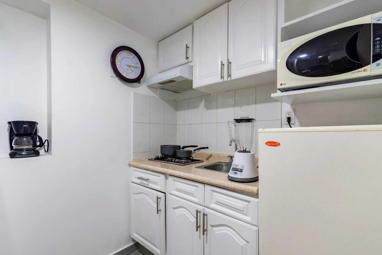Foto - European Life Style Executive Suites & Gallery