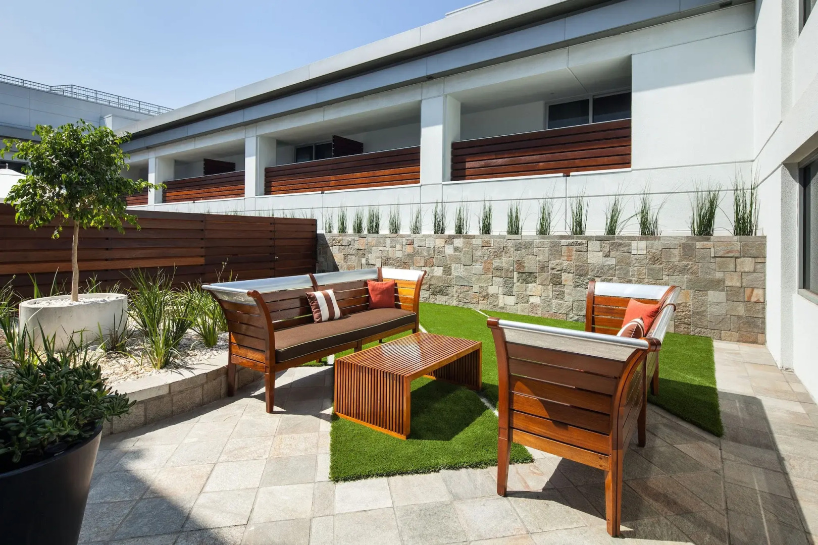 Photo - SLS Hotel, a Luxury Collection Hotel, Beverly Hills