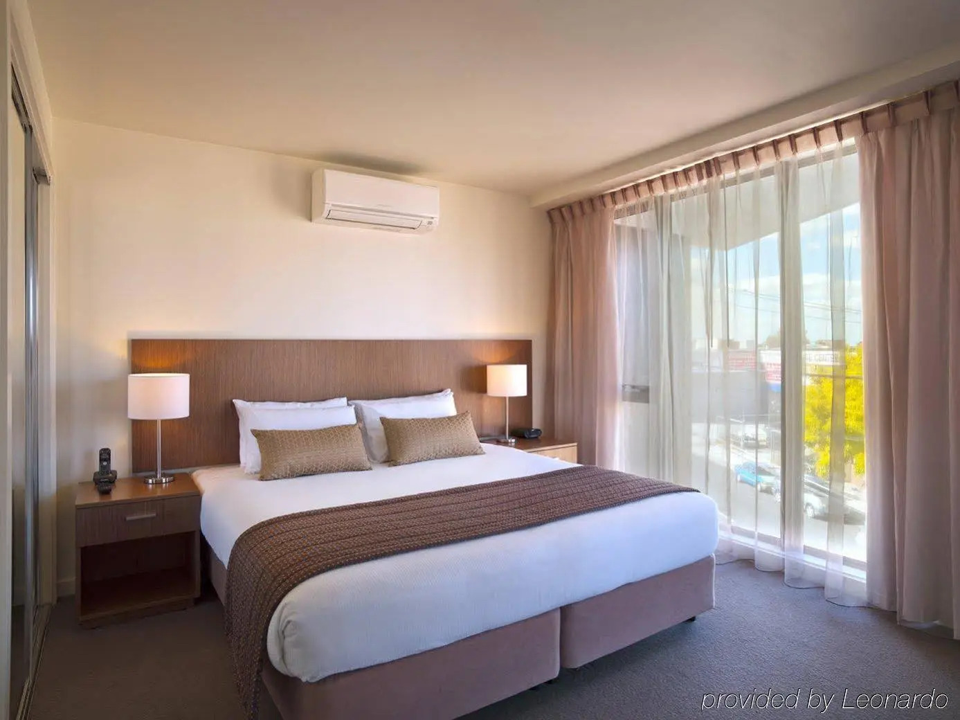 Foto - Quest Cheltenham