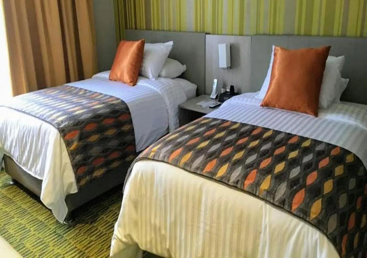 Foto - Hotel Plaza Suites