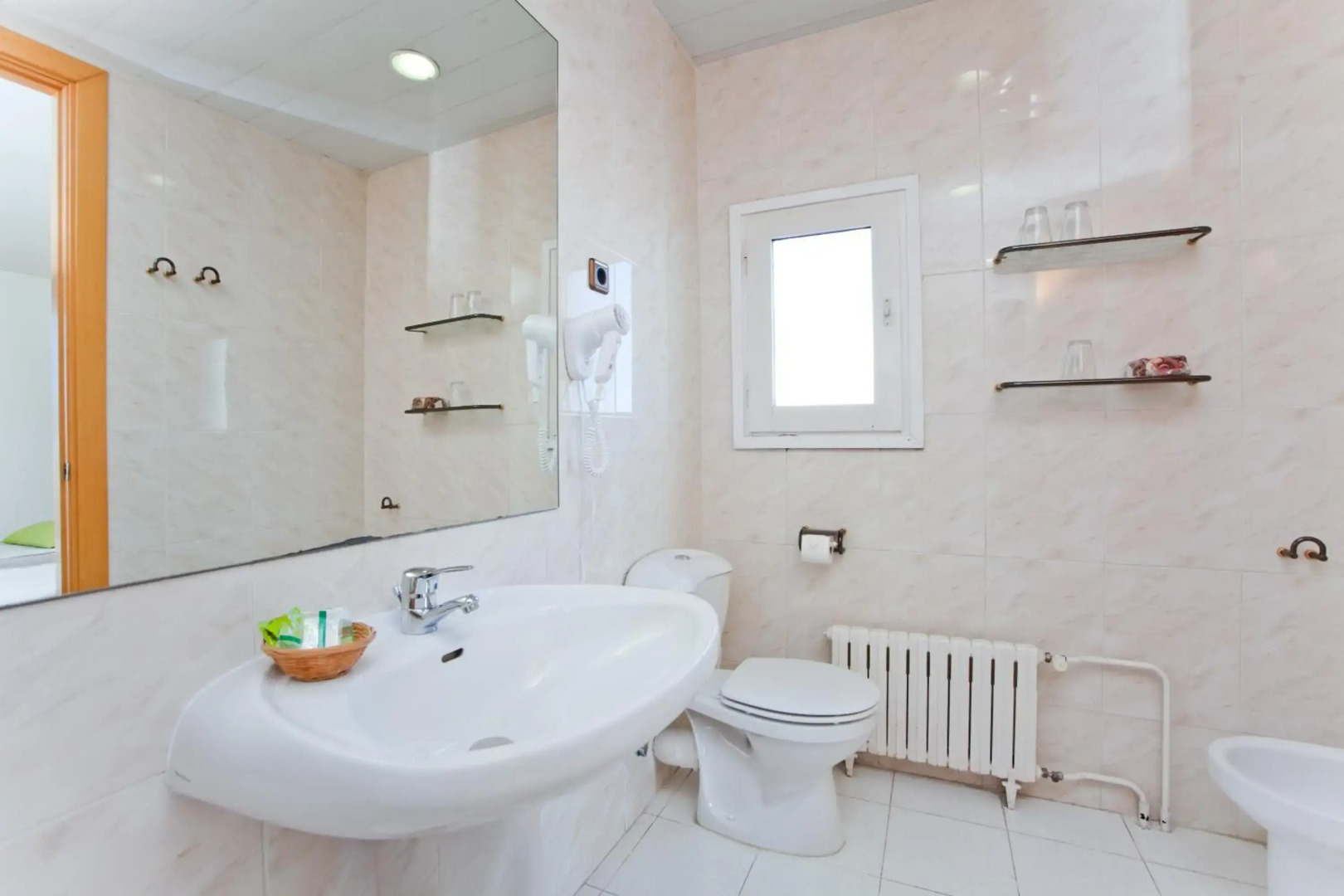 Photo - Hotel Everest