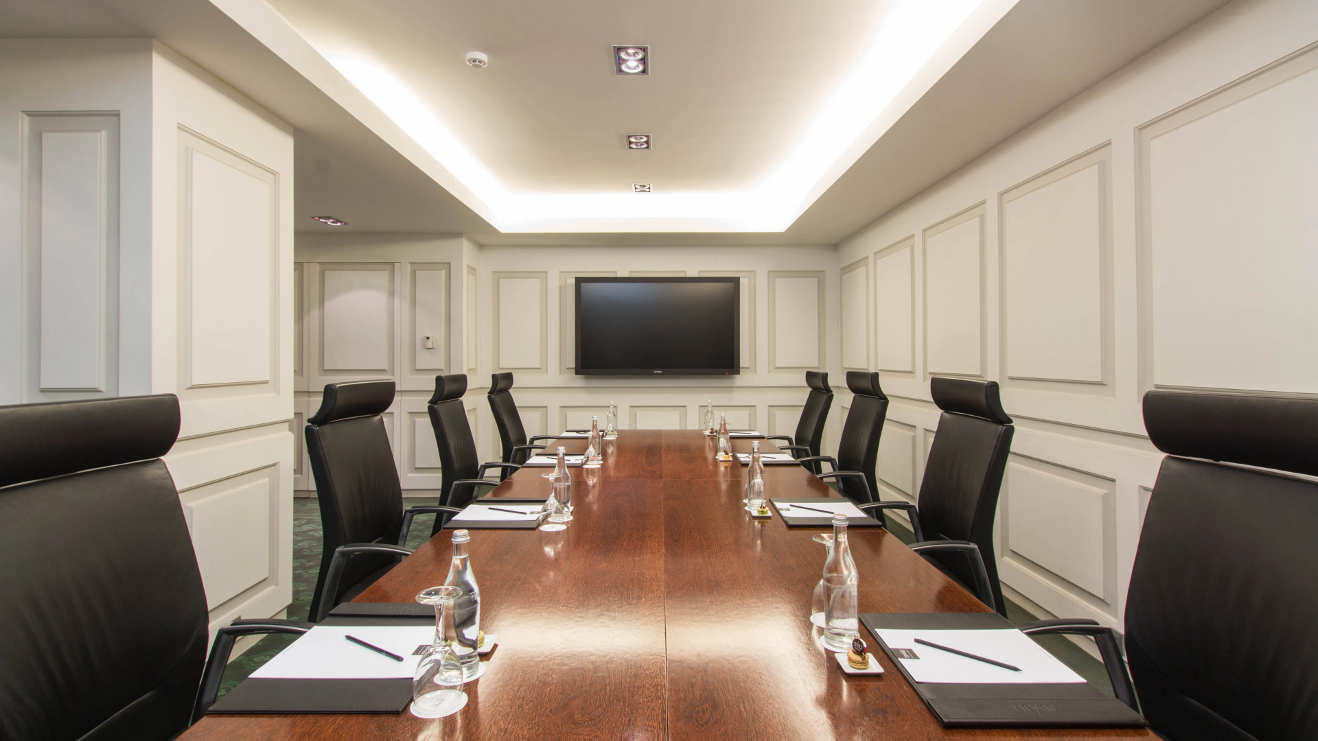 Photo - Sincerely Lisboa