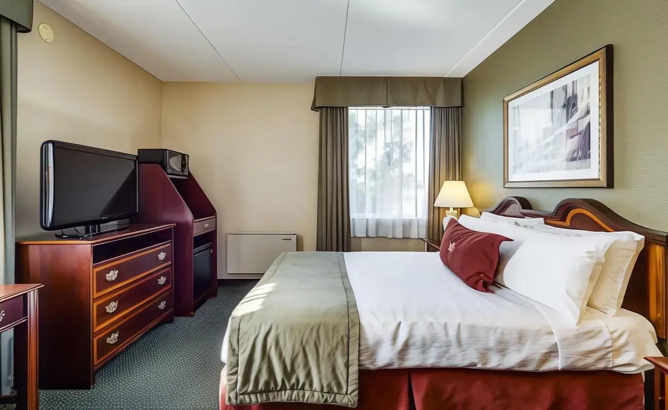 Foto - Monte Carlo Inn Airport Suites