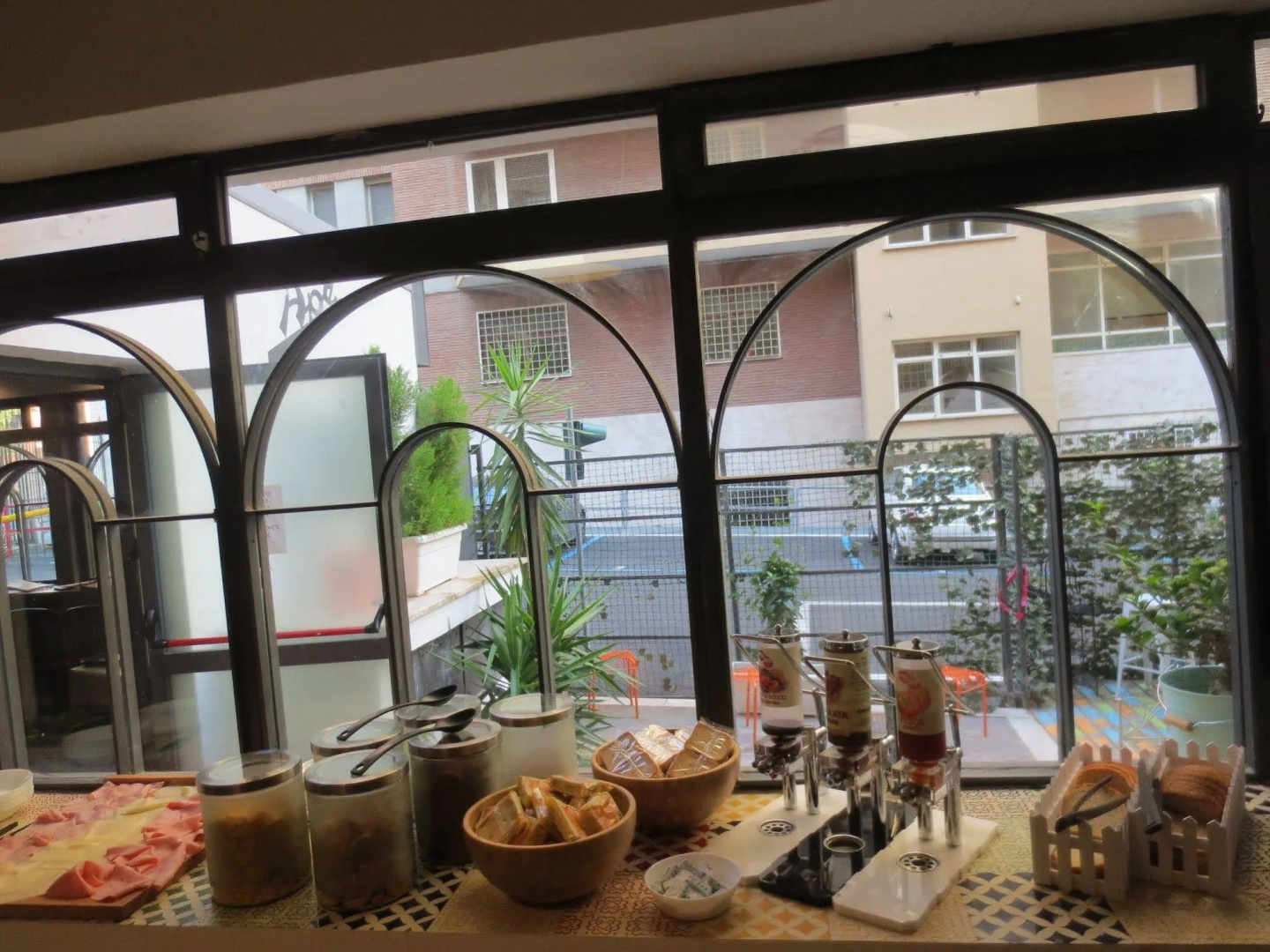 Photo - Hostel One Trustever