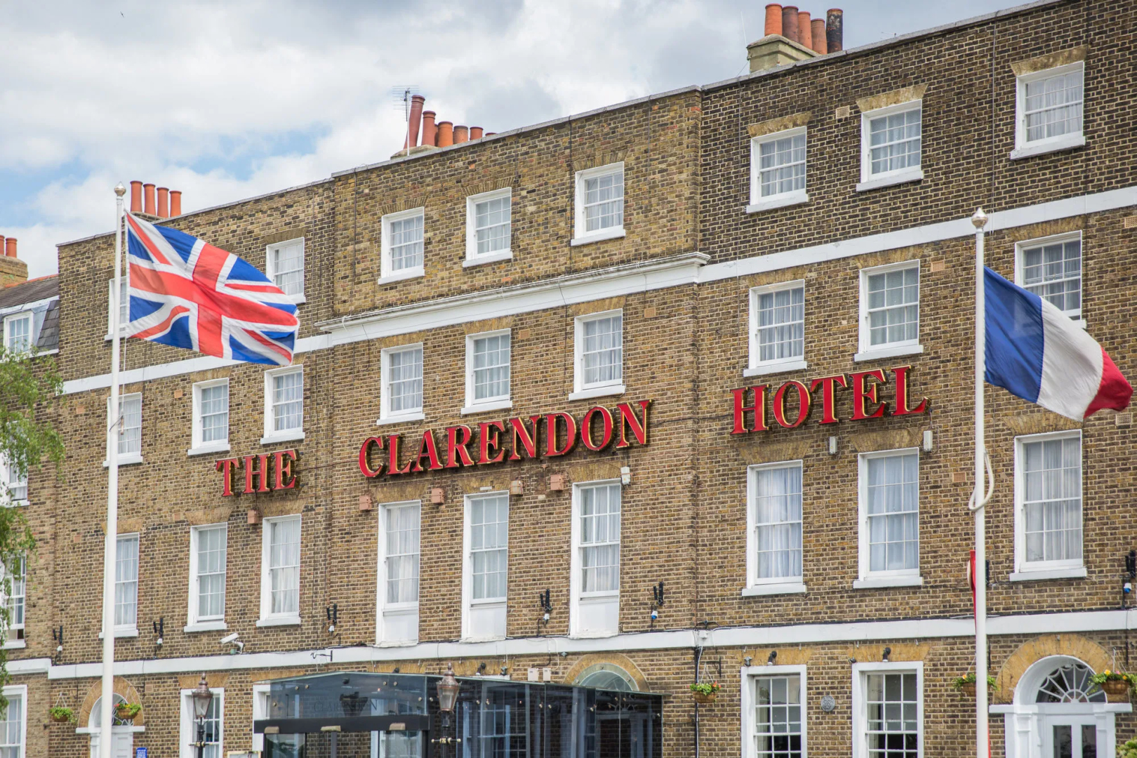 Photo - The Clarendon Hotel