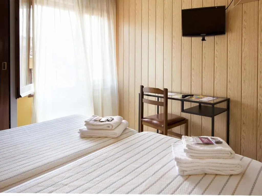 Foto - Hostal Fabrellas