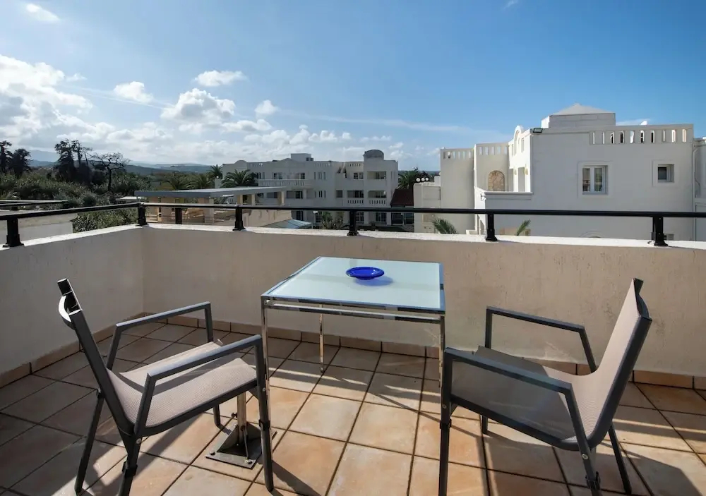 Photo - Castle Suites Hotel