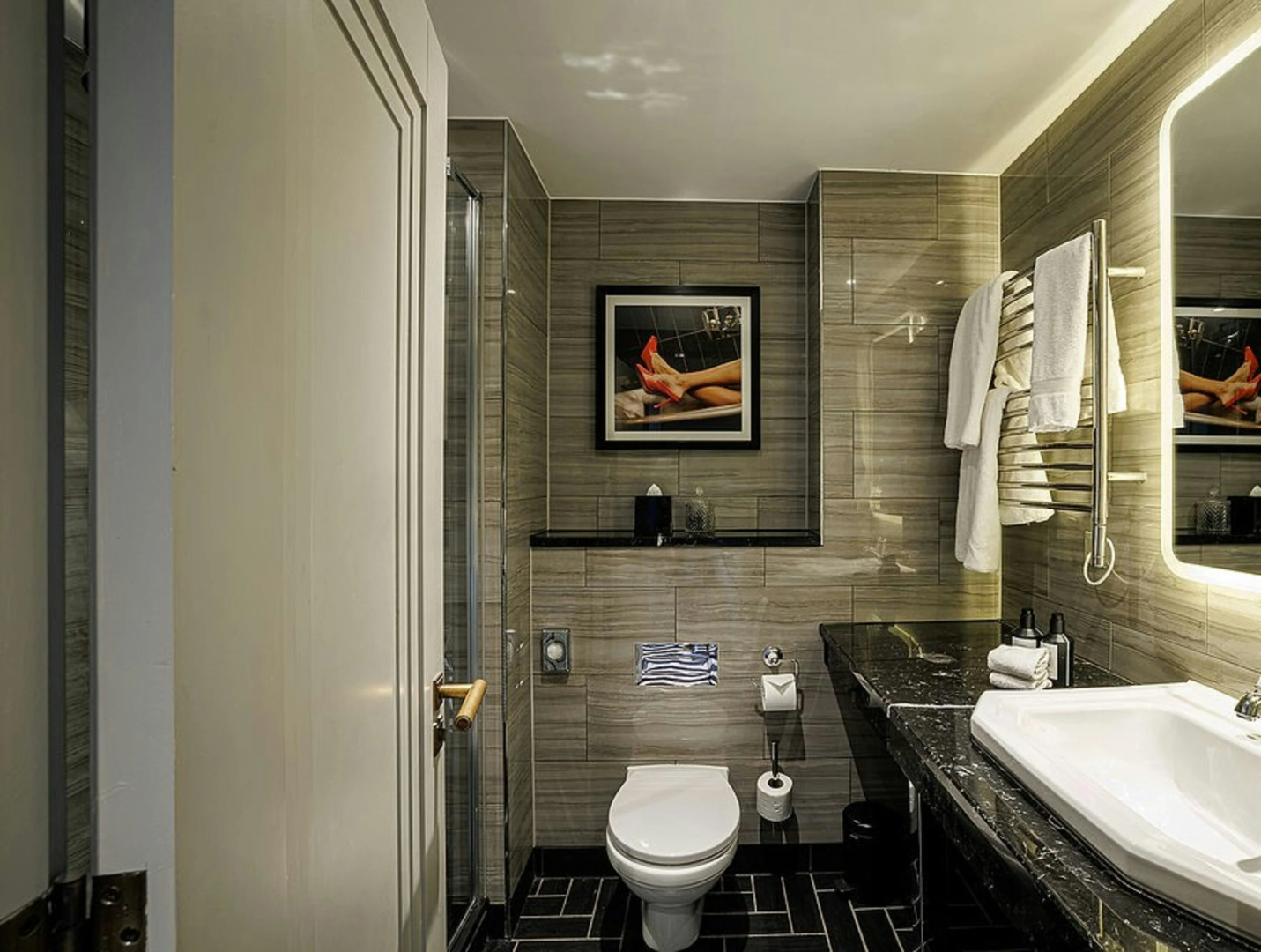Photo - The Rex – Formerly Hotel Gotham