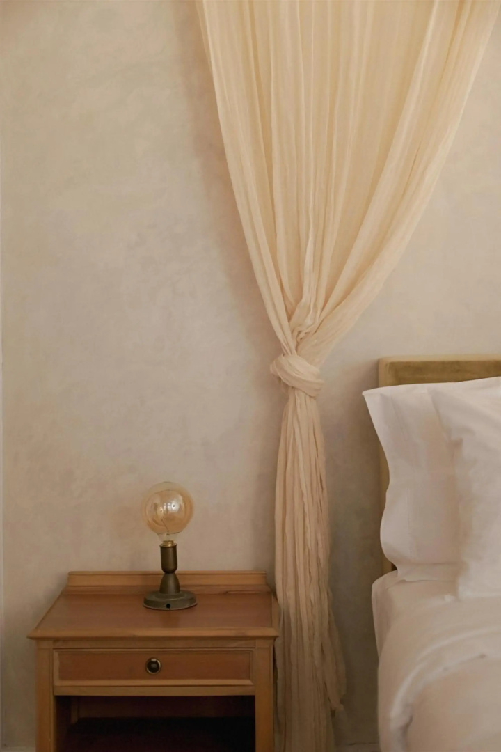 Photo - Shila Athens