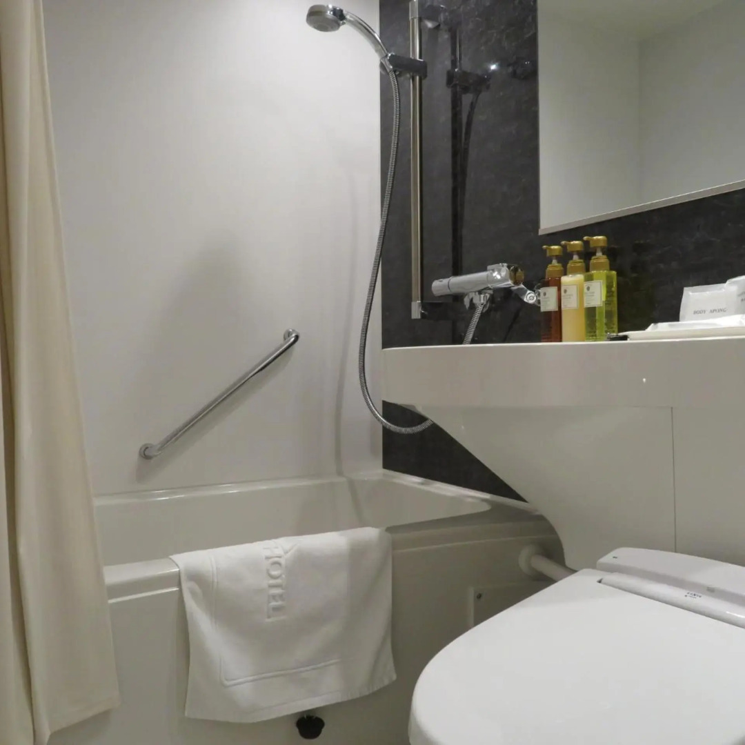 Photo - Arrow Hotel in ShinsaiBashi 朝食無料サービス中