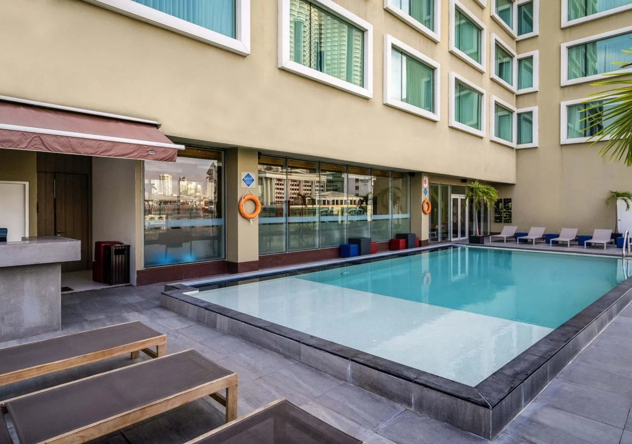 Photo - Hilton Garden Inn Bangkok Silom