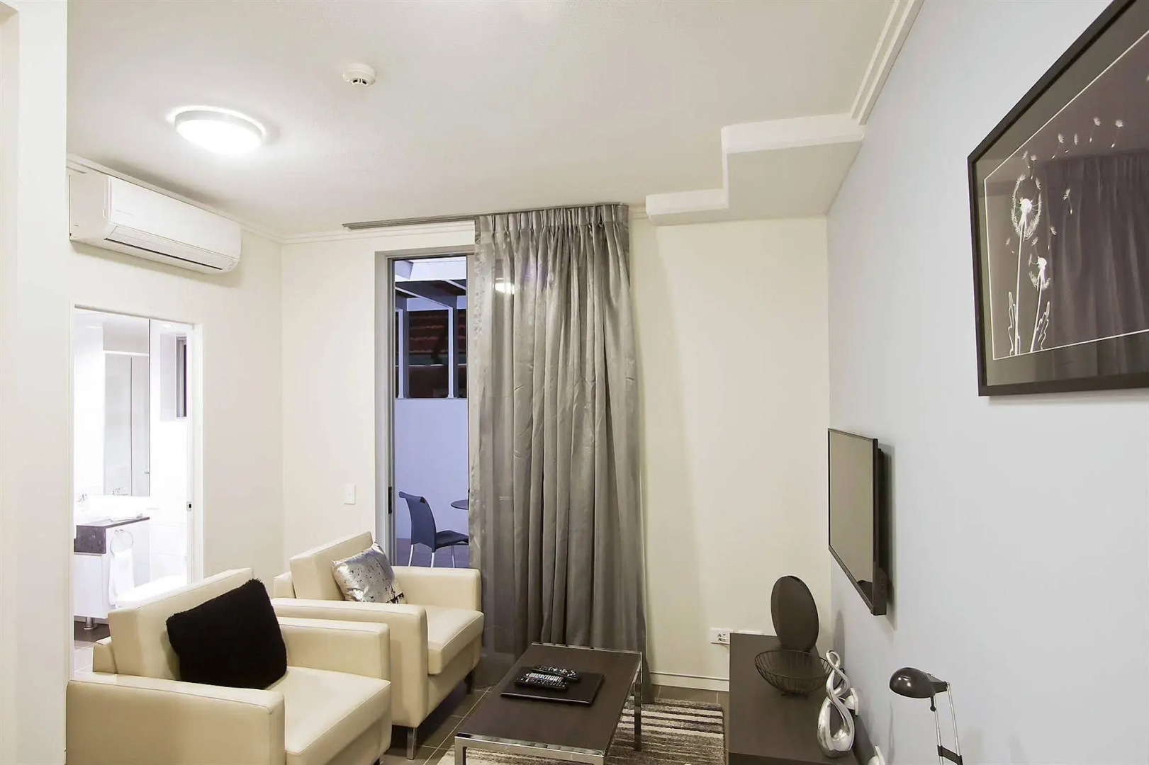 Foto - The Capitol Apartments