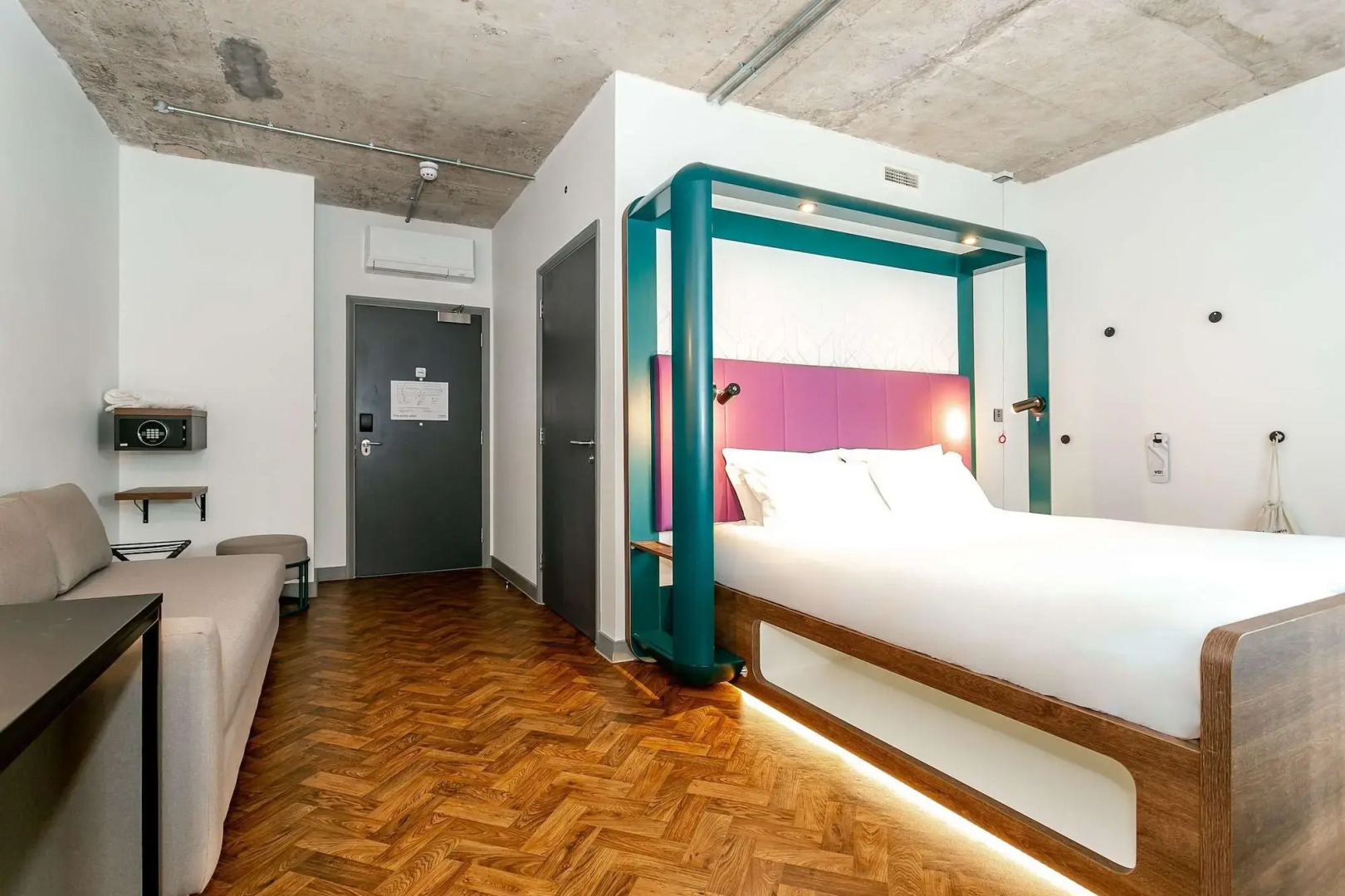 Photo - YOTEL Manchester Deansgate