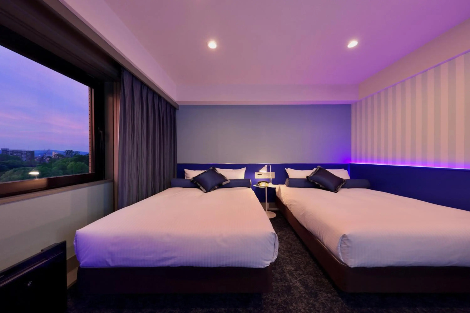 Foto - MINAMISENRI Crystal Hotel