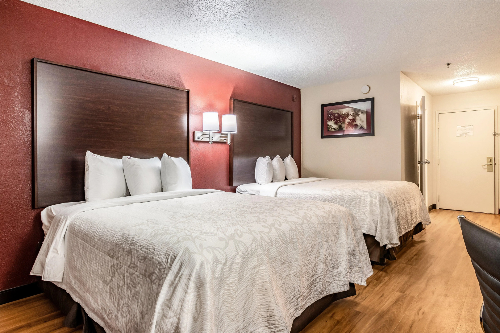 Photo - Red Roof Inn PLUS+ & Suites Atlanta Airport South