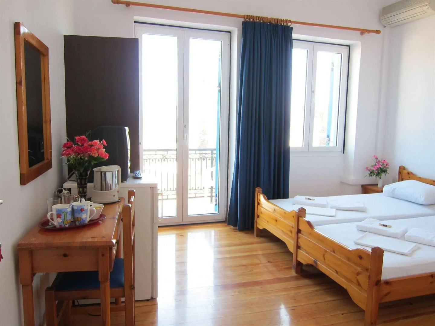 Photo - Sea Front Old Town