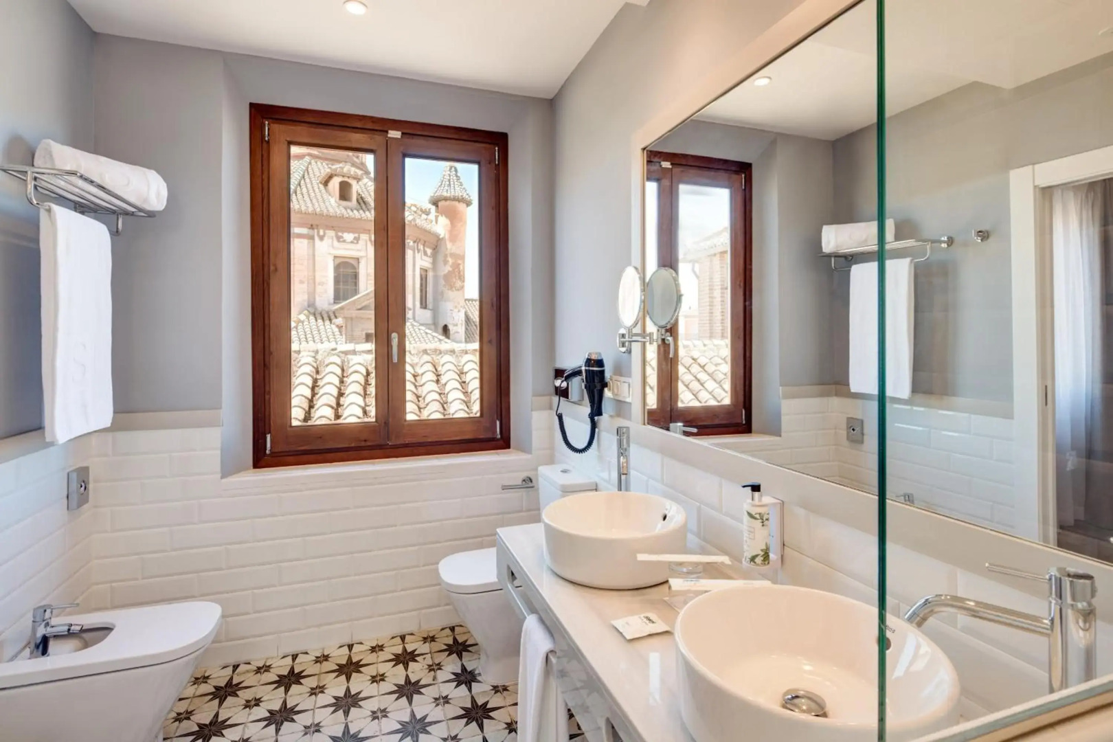 Foto - Sercotel Granada Suites