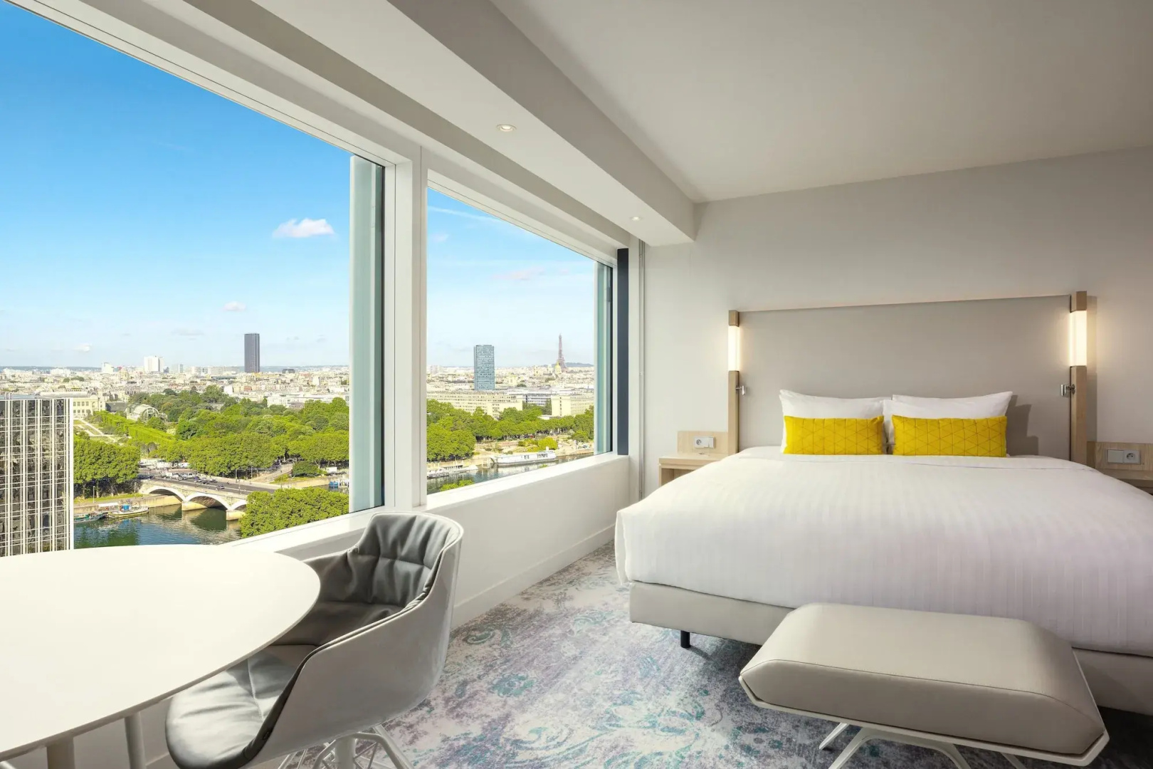 Photo - Courtyard by Marriott Paris Gare de Lyon